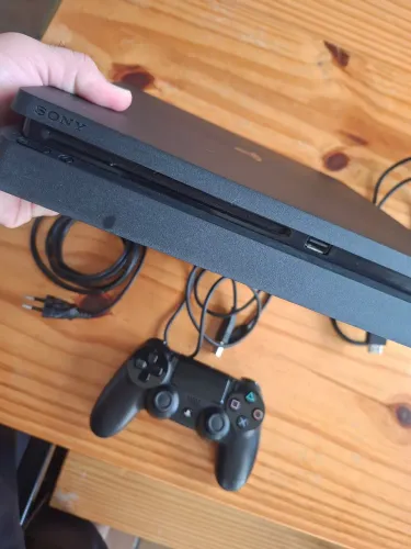 Playstation 4 slim 500gb - ps4