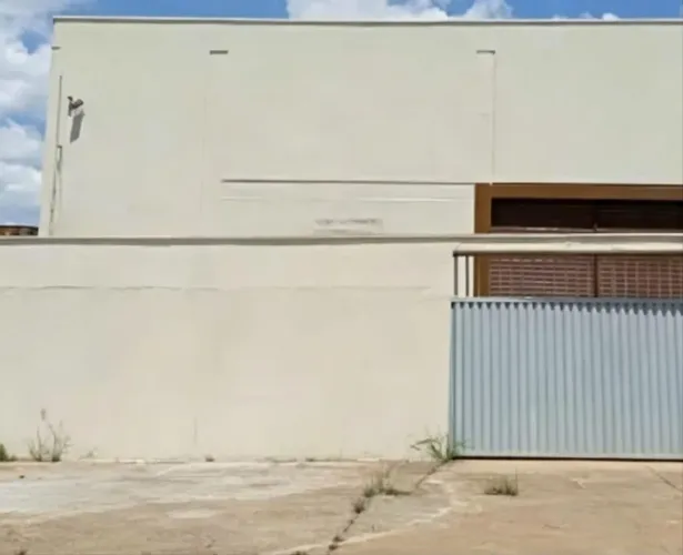 Alugo galpão comercial