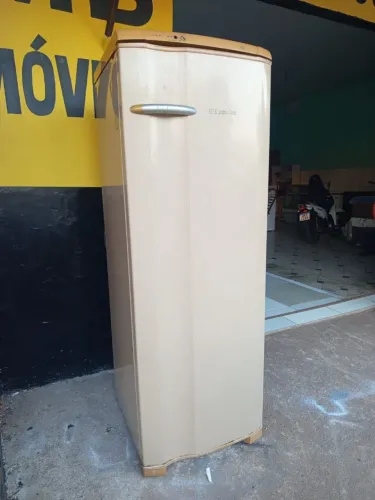Geladeira Electrolux 380 litros