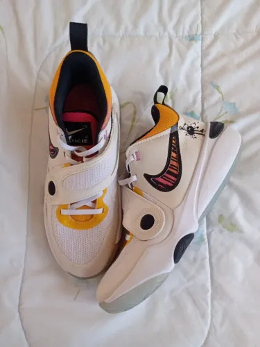 TÊNIS NIKE ORIGINAL - TAMANHO 35