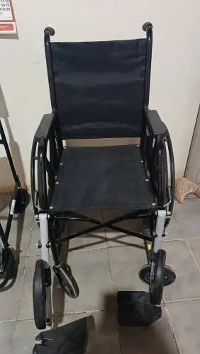 Cadeira de rodas infantil 