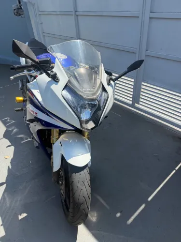 CBR600F