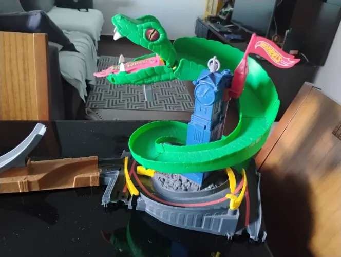 Pista hot Wheels cobra