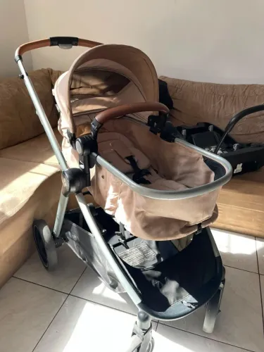 Carrinho de bebê