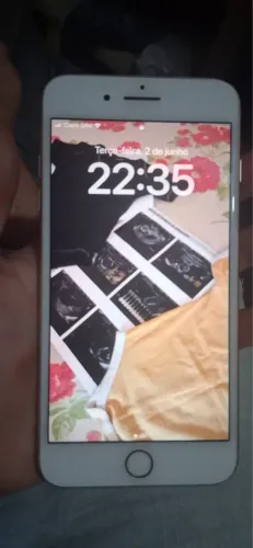 iPhone 8 