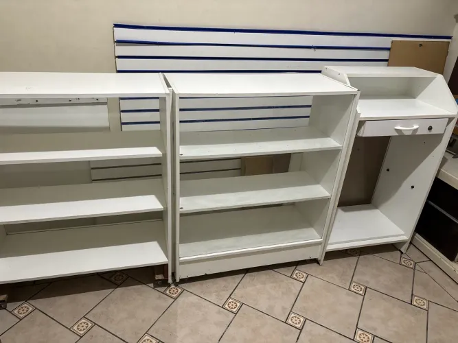 Balcão em Mdf branco 