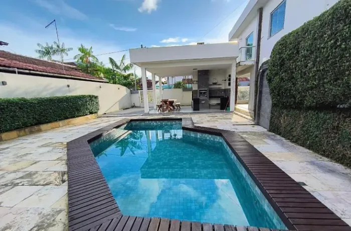 Casa em Condomínio Alto de Pinheiros | 5 Suítes | Piscina Privativa | Alto Padrão