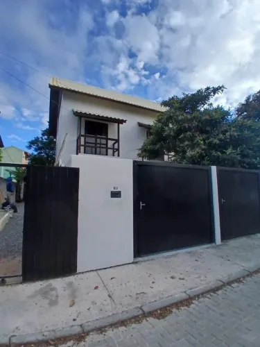 Sobrado no Rio Tavares / Novo Campeche