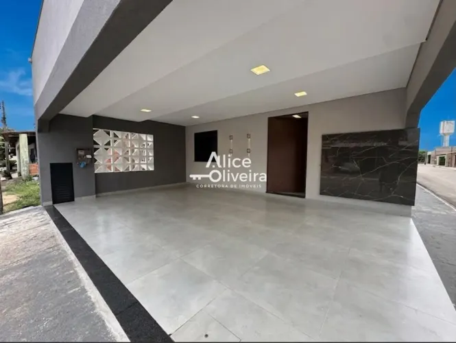 Casa à Venda/locação com 2 quartos, 3 banheiros, 2 vagas e 120m² por R$ 800.000