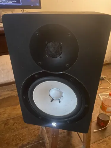 Par de Monitores de Referência Yamaha HS80M (Geração Clássica)