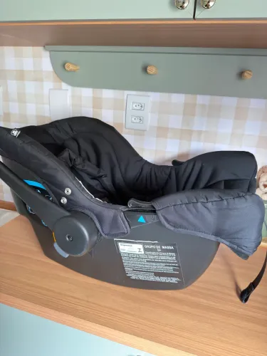 Vende bebê conforto 