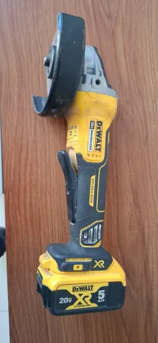 Lixadeira Dwallt a Bateria 20v