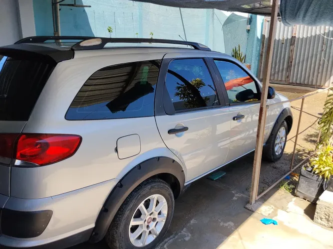 Fiat Palio Weekend Trekking 1.6 Flex 16V 5P 2011