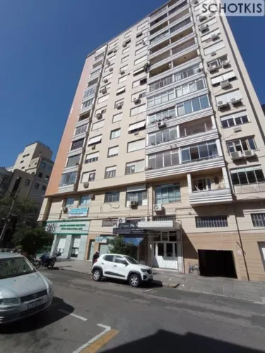 IMOBILIÁRIA SCHOTKIS ALUGA APARTAMENTO DE 03 DORMITÓRIOS (TODOS DE FRENTE), NA JACINTO GOM