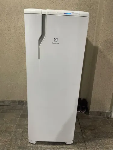 Geladeira Electrolux frost free