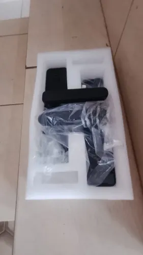 Vendo fechadura eletrônica nova na caixa 