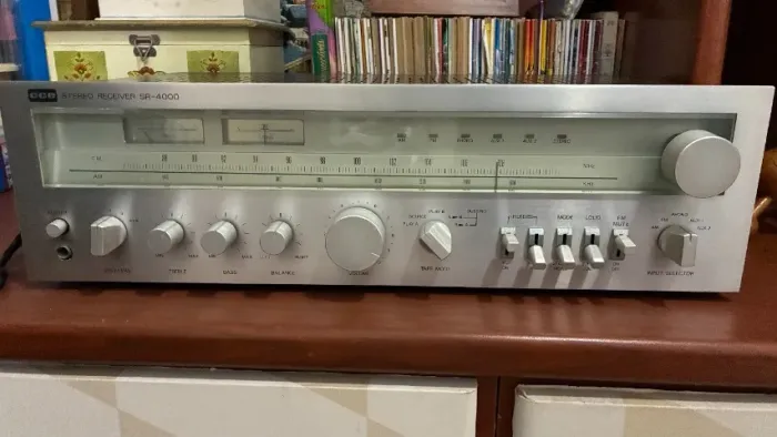 RECEIVER CCE RS-4000