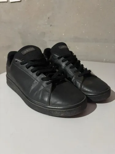 Tênis Adidas original 42