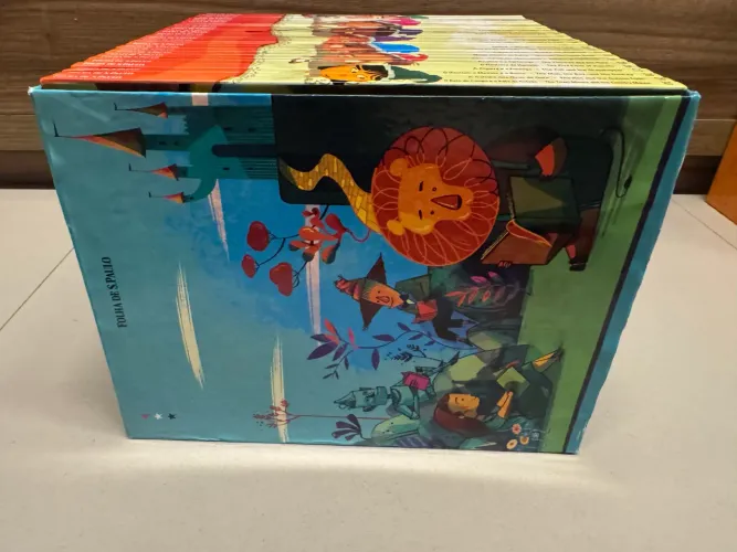 Coleção Folha: Contos e Fábulas Bilíngues (30 Vols)