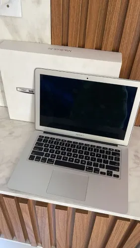 Notebook i5 8gb/128SSD Apple