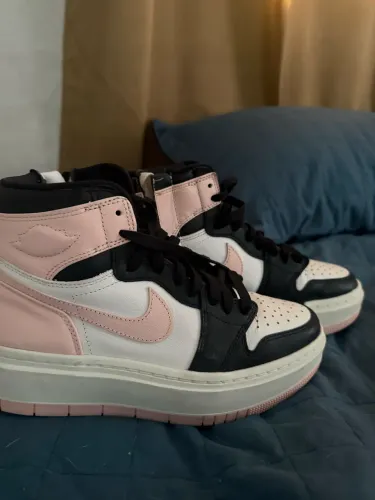 Vendo tênis Nike air jordan elevate 1 