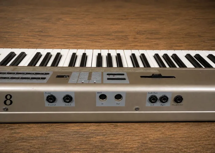 Teclado kurzweil SP88