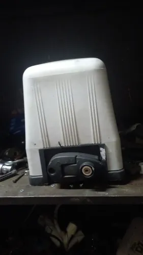 VENDO MOTOR  DZ4 DA ROSSE SEM NOVO. 