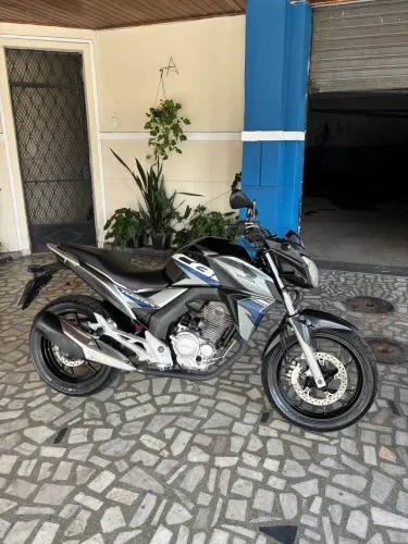 HONDA CB TWISTER 250 2019 - MUITO CONSERVADA