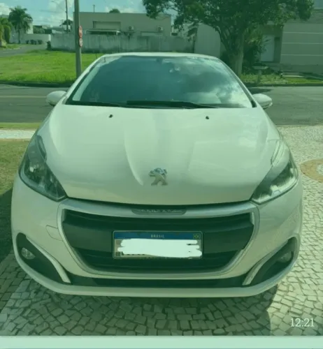 Peugeot 208 Active 1.2 Flex 12V 5P Mec. 2017