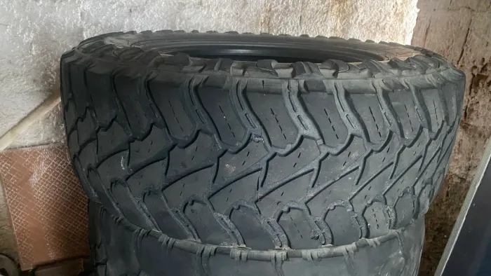 Pneus para trilha ou Rally 4x4  pneus 275. 65 R18