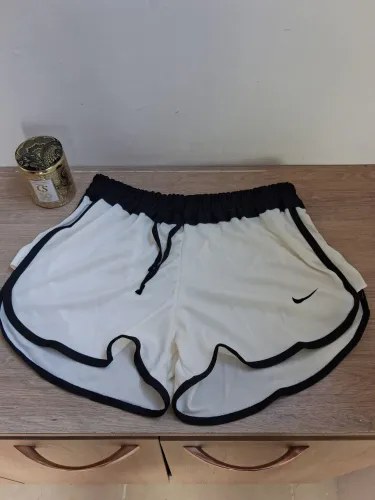 Sporting short