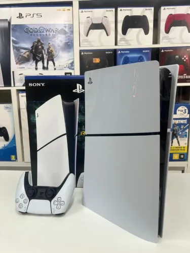Ps5 Slim Semi Novo versao all digital - 1 controle - 3699 NO PIX OU 3.599,00 no DINHEIRO -