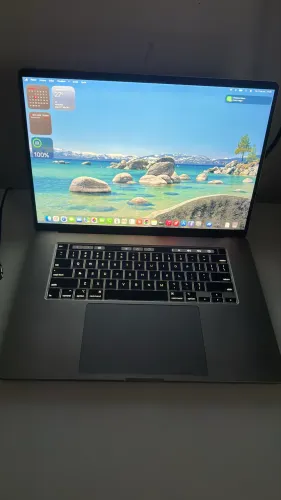 MACBOOK PRO 16