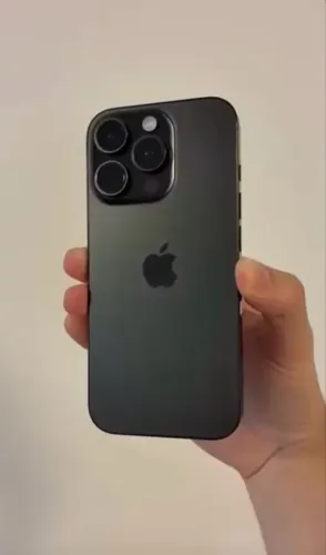 iPhone 16 Pro 128 GB Black Titanium