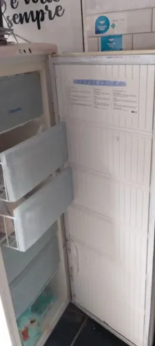 Freezers somente o freezer é este valor 400 reais, aceito ofertas compatíveis