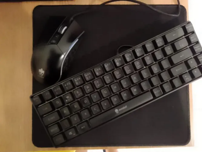 KIT TECLADO E MOUSE GAMER