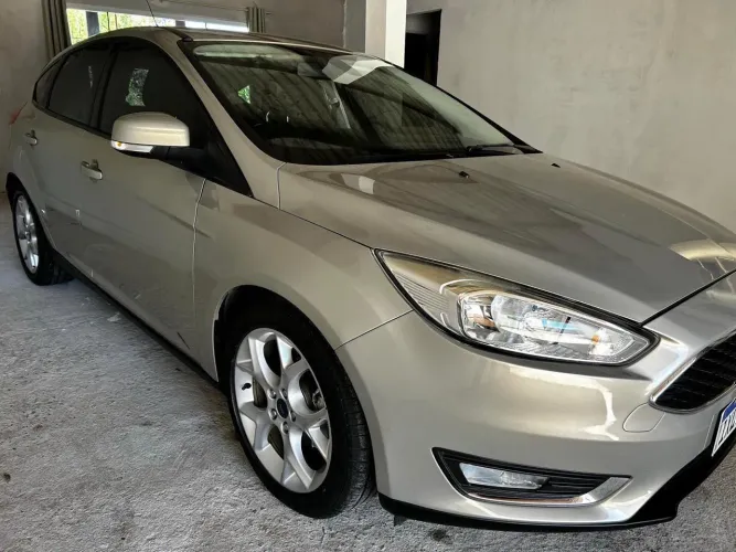 Ford Focus 2.0 16v/se/se Plus Flex 5P Aut. 2016