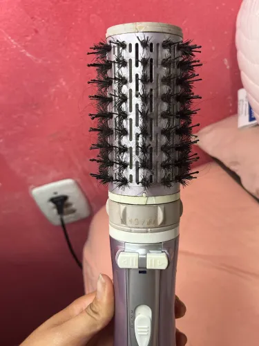 Escova Rotativa Cadence Real Beauty Pro 4 em 1 - Bivolt