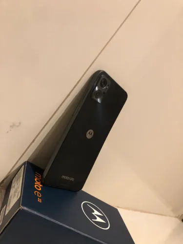 Moto E22 32GB - 1 ano de uso - Bateria 95% - Impecável