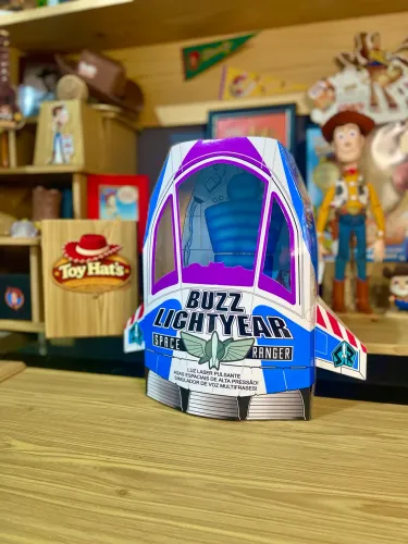 Nave Buzz Lightyear (By Toy Hats)