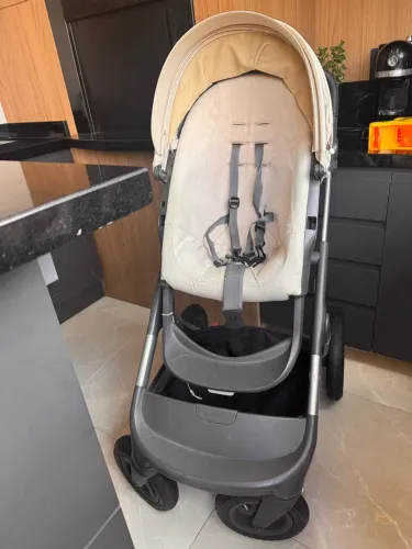 Carrinho de Bebê Stokke Trailz Original - All-Terrain / Ótimo Estado