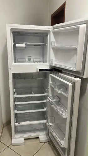 Geladeira Brastemp - 375L
