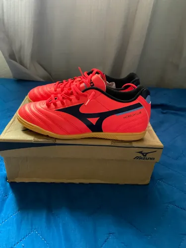 Chuteira Mizuno original n38