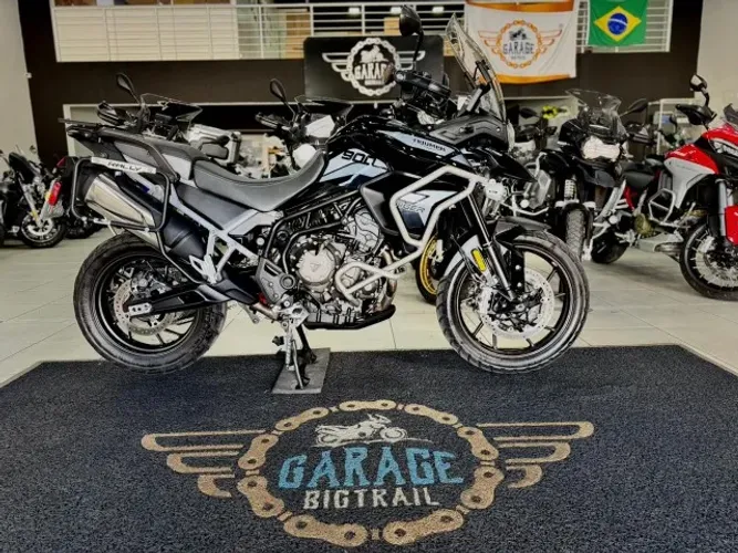 TRIUMPH TIGER 900 GT PRO