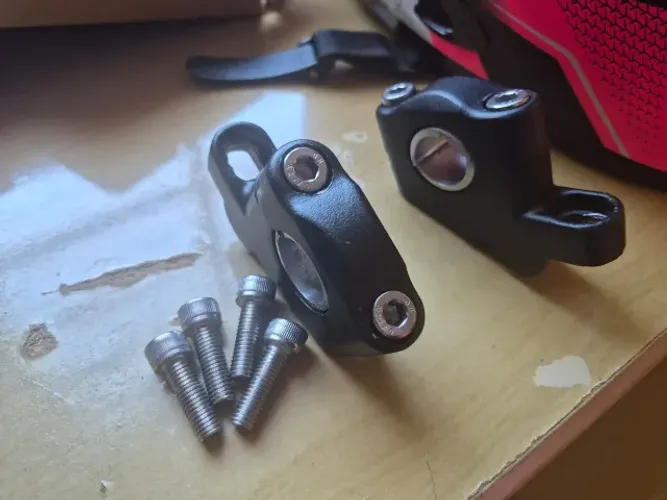 Riser de guidão 22/28mm compatível com Bajaj Dominar 400