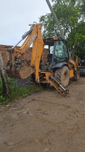 Case 580 N cabinada 4x4