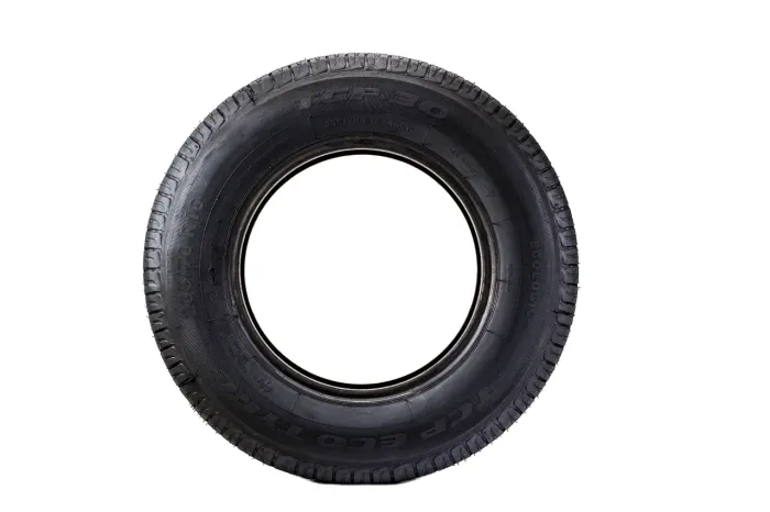 Pneu Remold novo TCP VIPAL INMETRO Aro 16 - 235/70 R16