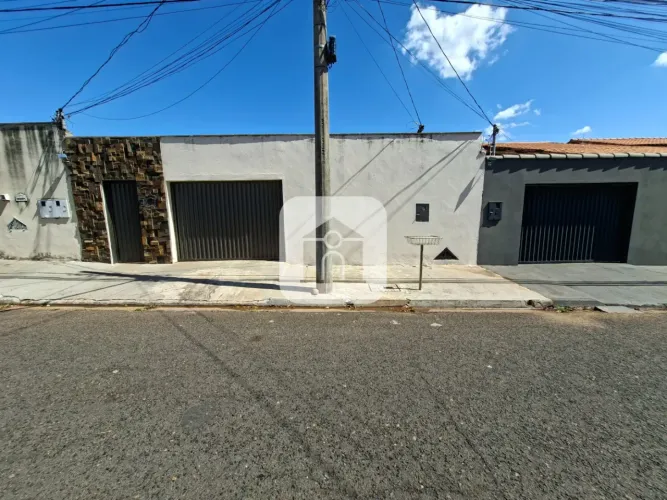 Casa para locação no bairro Nova Uberlândia