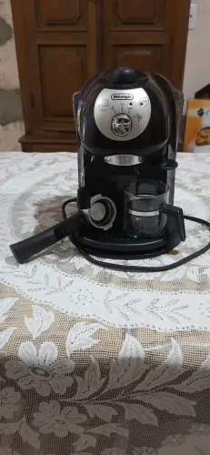 Cafeteira Expressa DeLonghi EC-200