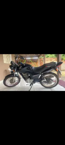 Vendo cg fan 125 és em dias, sem multas, com placa Mercosul...